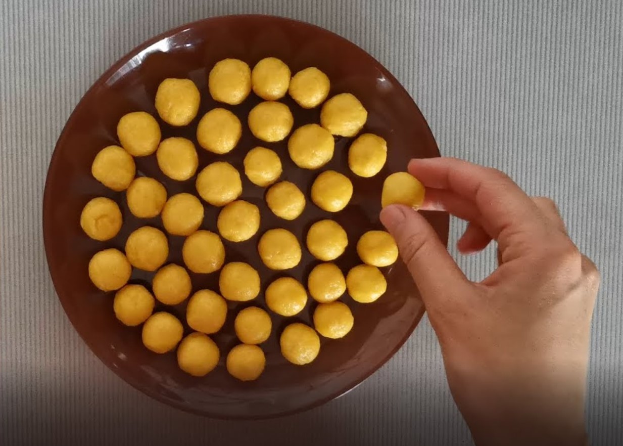 СУП, КОТОРЫЙ НРАВИТСЯ ВСЕМ! Куриный суп с сырными шариками. Суп с сырными клёцками. Вкусный супчик.