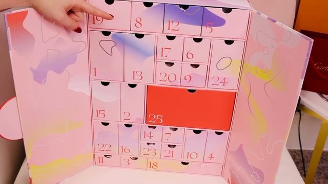 ЛУЧШИЙ АДВЕНТ КАЛЕНДАРЬ 2022 от Cult BEAUTY + GLOW GOODY BAG! 44 продукта за €275 смотреть онлайн