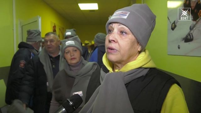 На коньках к долголетию. Мастер-класс на льду для людей элегантного возраста смотреть онлайн