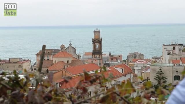 Дорадо в сумасшедшем бульоне от Дженнаро Контальдо