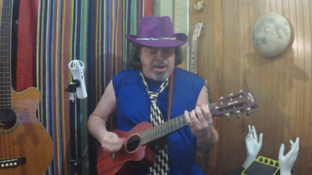 Dream On (cover of Aerosmith on guitalele) смотреть онлайн