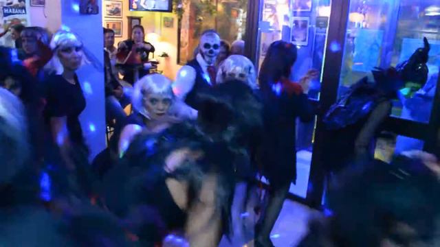 Halloween 2017 en Garden Café Baobab смотреть онлайн