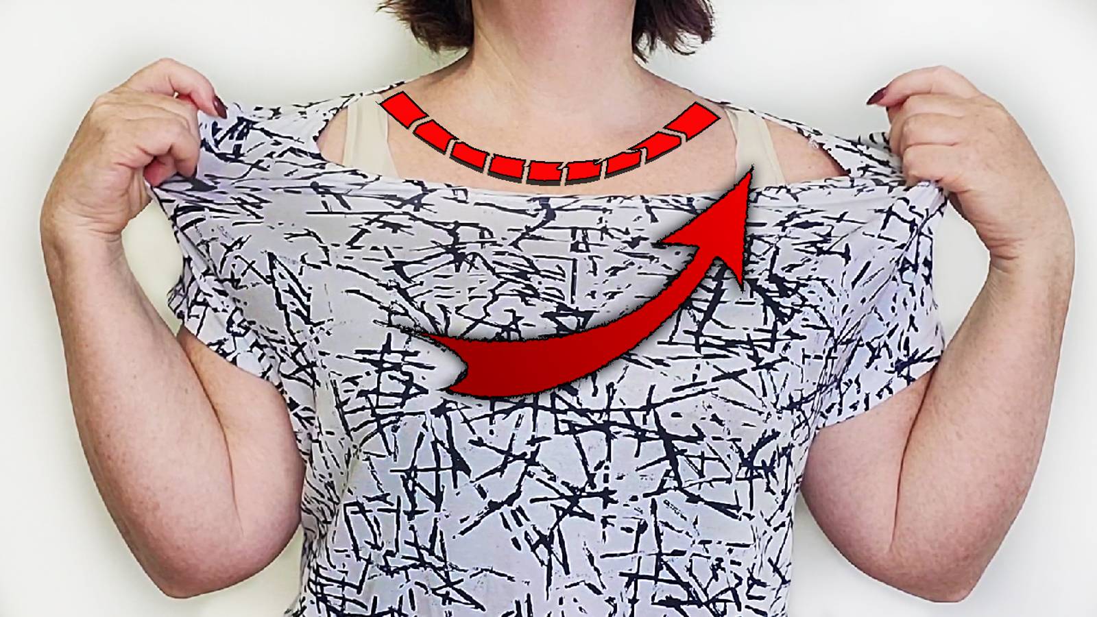 Как незаметно уменьшить большой вырез смотреть онлайн