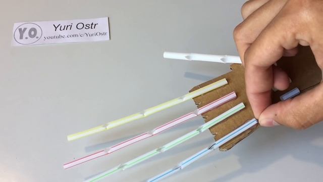 How to Make a Mini Robotic Arm at Home out of Drinking Straws and Cardboard смотреть онлайн
