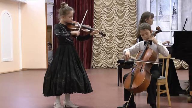 Г.Вензель Полька исп. дуэт "TWINS-смычки" Алиса и Тимур Шиликовы г.Новосибирск смотреть онлайн