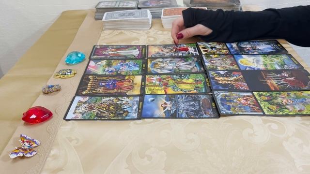 ЧТО ОН ХОЧЕТ ОТ МЕНЯ? смотреть онлайн