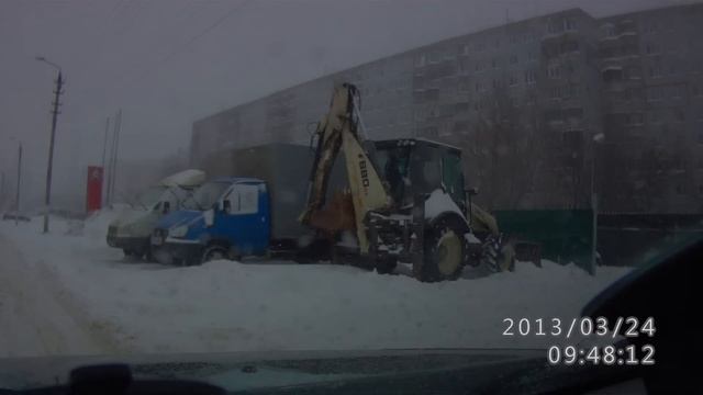 24.03.2013. Тракторист-сачок 4781тн71