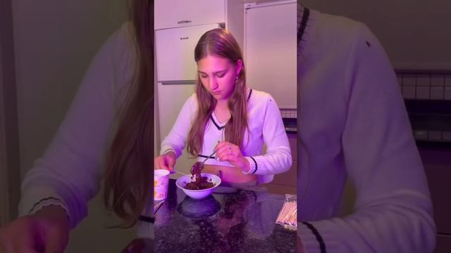 Какой продукт вы никогда не пробовали? Я колу ? #shorts #проверка #лайфхак #проверкалайфхака смотреть онлайн