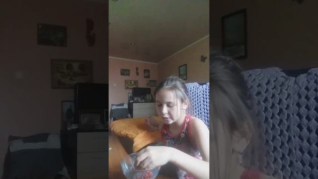 Разоблачаем жвачку Dirol Colors!!!!