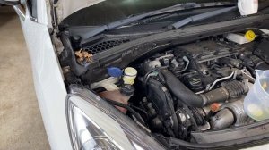 How to check the oil - Citroen C3