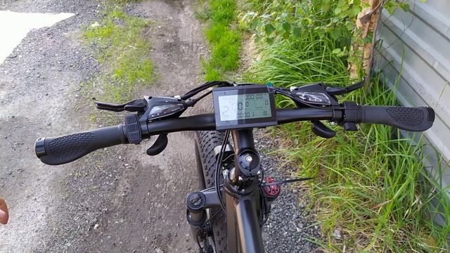 Крепкий и мощный электро фэтбайк, 60v2000W. Электровелосипед для тяжеловесов! смотреть онлайн