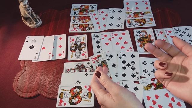 КРЕСТОВАЯ ДАМА + БУБНОВЫЙ КОРОЛЬ. БЛИЖАЙШЕЕ БУДУЩЕЕ смотреть онлайн
