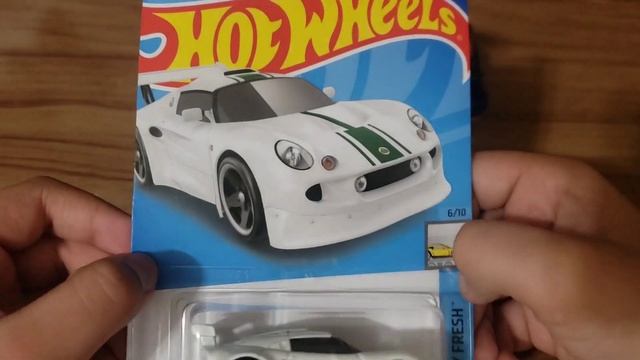 Unnoxing Of 87 Ford Sierra Cosworth And Lotus Sport Elise!!!