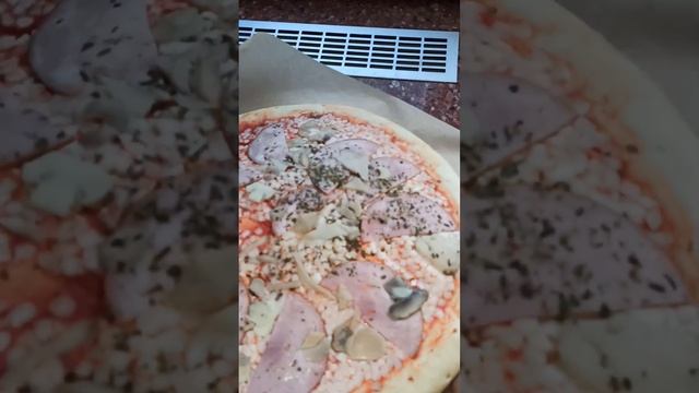 КЛАССНЫЙ ЛАЙФХАК для ПИЦЦЫ #лайфхаки #пицца #кухня смотреть онлайн