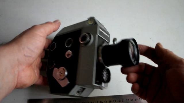 Кинокамера Кварц 2x8С-3, объектив Meteor-8M 1,8/9-38 №814882. Лот 02216М смотреть онлайн