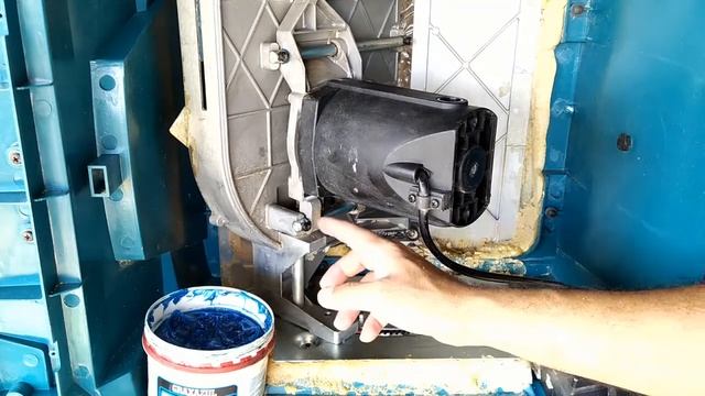 Dia de limpeza e manutenção na serra de bancada MLT-100. Confira o vídeo e veja importância. смотреть онлайн