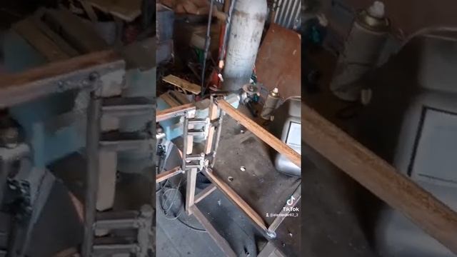 Как спрятать трубы своими руками часть 1 смотреть онлайн