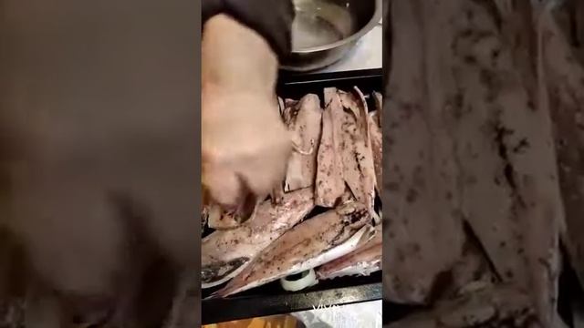 САЛАМ С ЧЕЧНИ! РЫБА НА УЖИН! ГАРНИР КАРТОШКА! смотреть онлайн