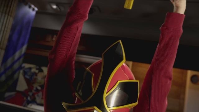 Power Rangers Super Samurai - Deluxe Battle Gear смотреть онлайн