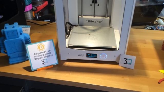 3D Print your own iPhone смотреть онлайн