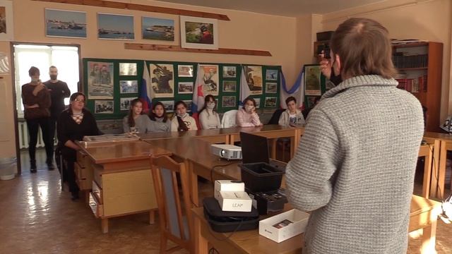 Мобильный технопарк «Кванториум» посетил Черноморский район смотреть онлайн