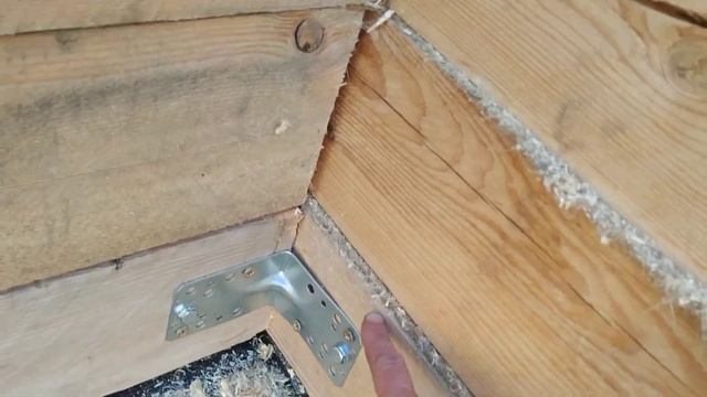 строим дом из бруса , крепим простенки смотреть онлайн
