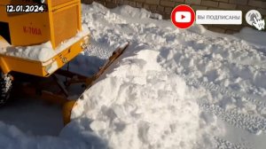 Уборка снега самодельным минитрактором