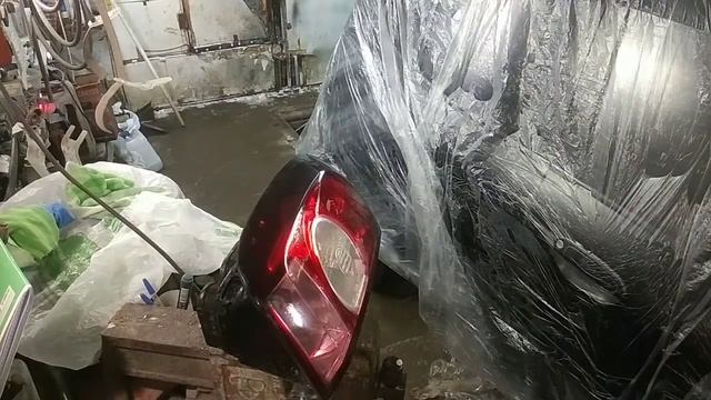 Как снять тонировку с фар. Тонированный лак. Полировка фар смотреть онлайн