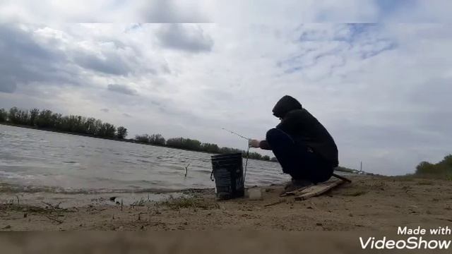 ЛОВЛЯ КРУПНОЙ ВОБЛЫ В АСТРАХАНСКОЙ ОБЛАСТИ 2021,ПЕРВАЯ РЫБАЛКА НА КАМЕРУ , РЫБАЛКА НА СПИННИНГ смотреть онлайн
