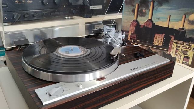 YAMAHA YP-D51. 33 1\3 rpm смотреть онлайн