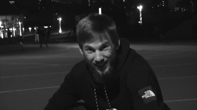 Как выжить в мире скейтбординга?! Учимся делать Pop Shuv-It на скейте смотреть онлайн