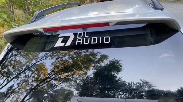 Установка активного сабвуфера Dl Audio смотреть онлайн