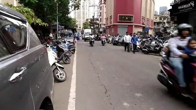 Byculla Station to Sandhurst Road Station | Mumbai, India | Walking Tour | смотреть онлайн