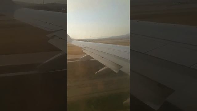 Boeing 737 - 800 Take Off El. Venizelos Airport смотреть онлайн