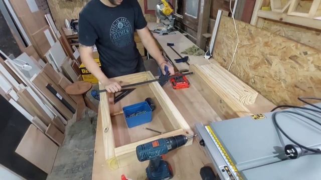 DeWalt DWE 7492 | Mi nueva SIERRA | Unboxing y Mesa de trabajo | Bang! смотреть онлайн