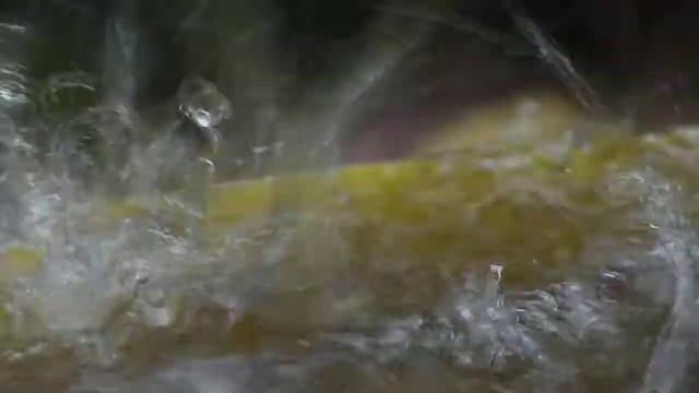 Фон. Брызги воды. смотреть онлайн