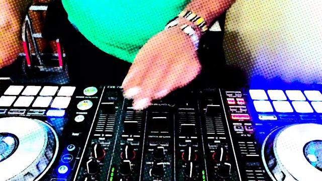 DIANA ROSS- MY HOUSE VS FUNKYCHILD (QU BLEND RMX) смотреть онлайн
