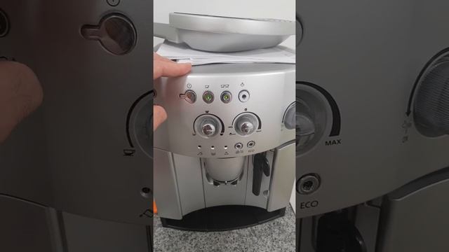 Delonghi manifica 4200's infuser is stuck high up смотреть онлайн