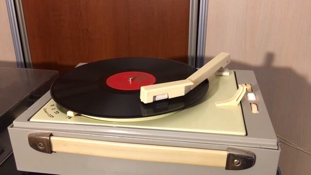 Золотой круг (быстрый танец) Оркестр под упр. М. З. Гнизбурга смотреть онлайн