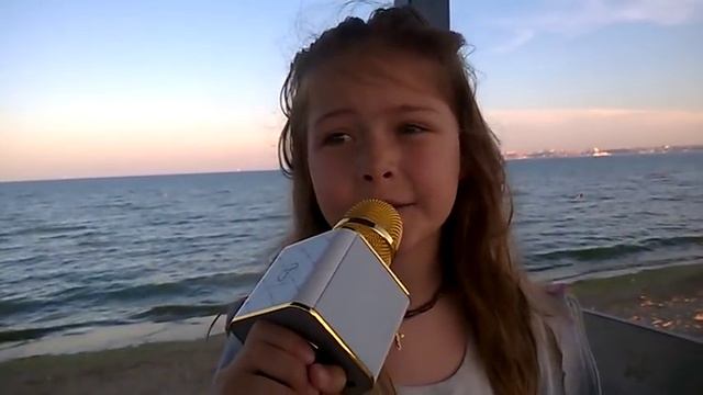 Q7 Караоке микрофон Обзор №8. Алла Мордванюк песня Моаны. смотреть онлайн