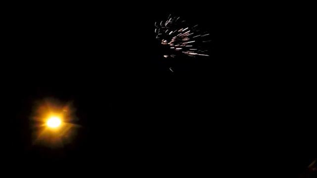 САЛЮТ В БЕЛЫХ СТОЛБАХ !!! С НОВЫМ ГОДОМ !!! смотреть онлайн