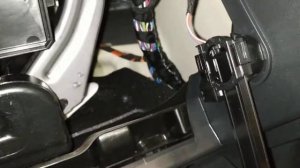 Замена салонного фильтра Фольксваген Тигуан 2