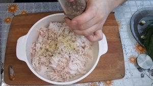 ВКУСНЯТИНА ЗА 3 МИНУТЫ.ПРОПУЩЕННОЕ  САЛО С ЧЕСНОКОМ И ЗЕЛЕНЬЮ. Закуска из сала
