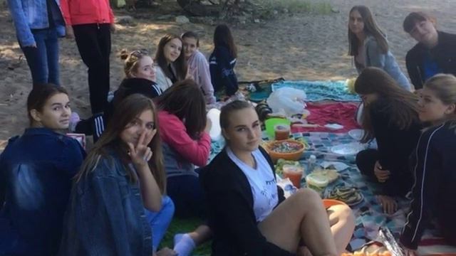 Работа "А вот и класс мой , проходите!" смотреть онлайн