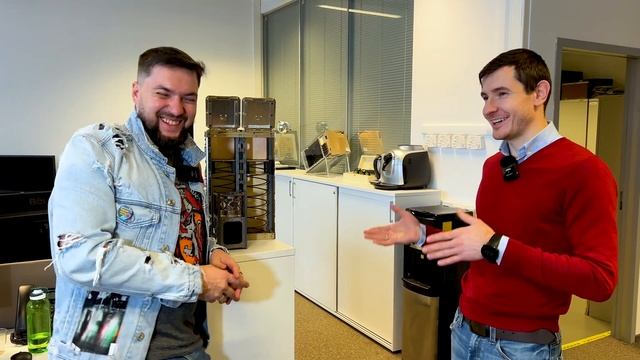 Как тебе такое Илон Маск. Российский стартап - реклама в космосе захватывает мировой рынок. смотреть онлайн