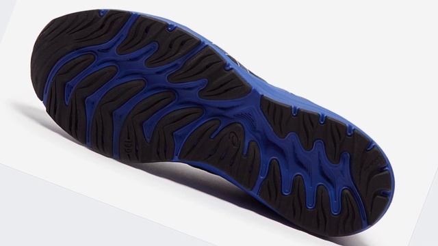 Лучшие кроссовки для бега зимой 2021. Часть 1 смотреть онлайн