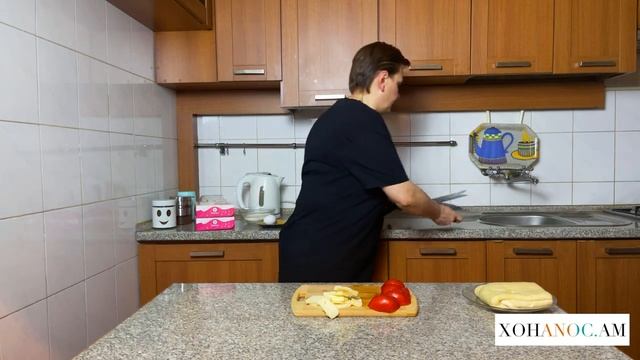 Շերտավոր խմորով մսով ռուլետ Мясной рулет из слоенного теста Puff pastry meatloaf Xohanoc.am смотреть онлайн
