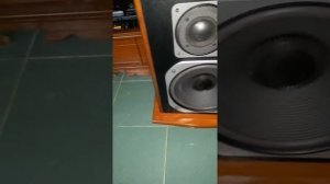 Toet e onkyo monitor 100 bac nao can lh e 0982543177