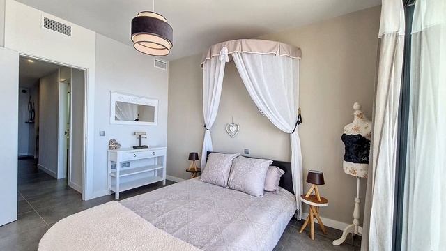 Superbe Duplex 3ch à vendre à Manilva avec vue sur mer!! смотреть онлайн