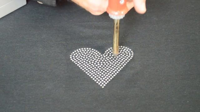 GlitzUp Rhinestone Motif Tool - How to fix a rhinestone transfer смотреть онлайн
